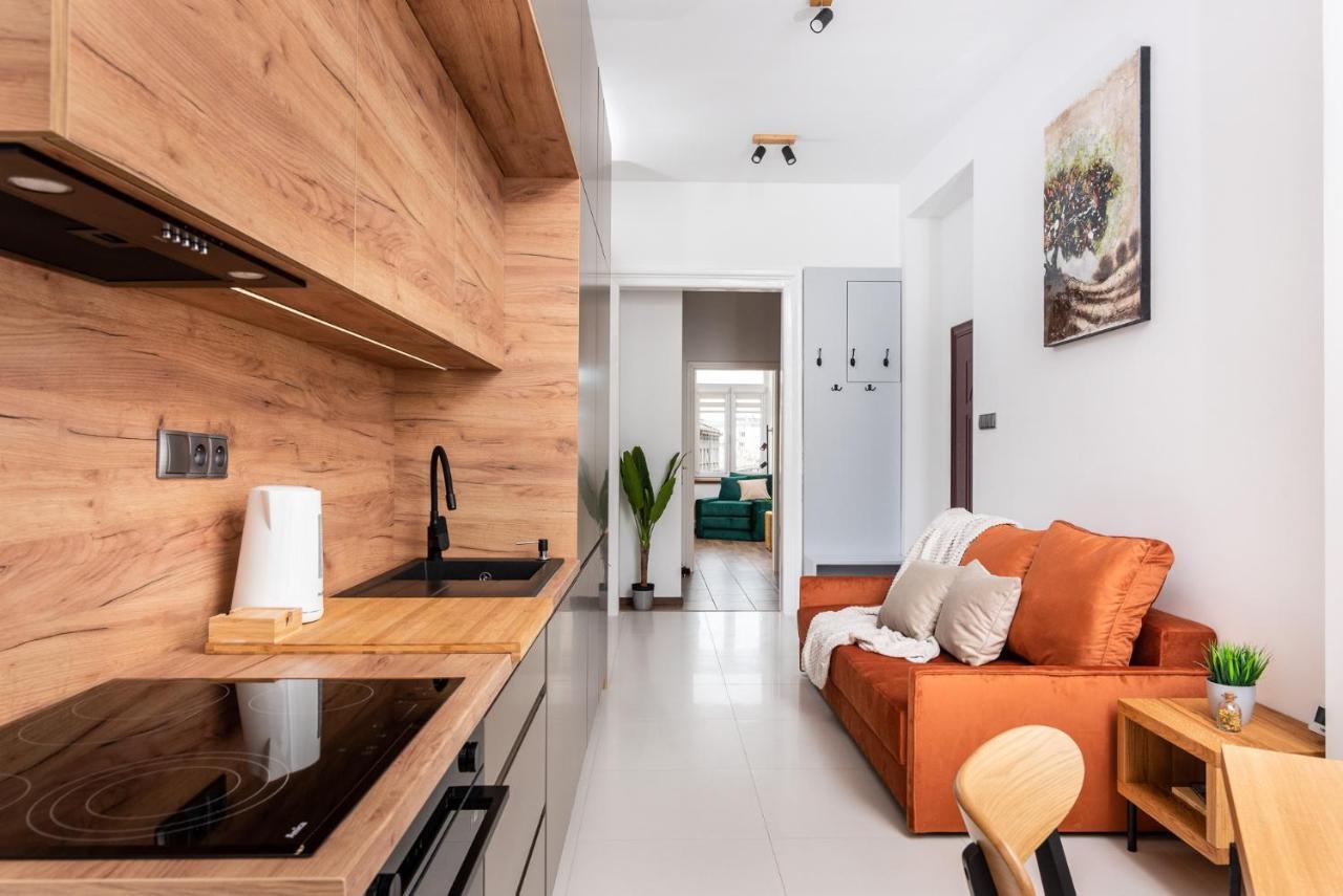 Premium Splendid Old Town Suites - By Upstairs Krasków Εξωτερικό φωτογραφία